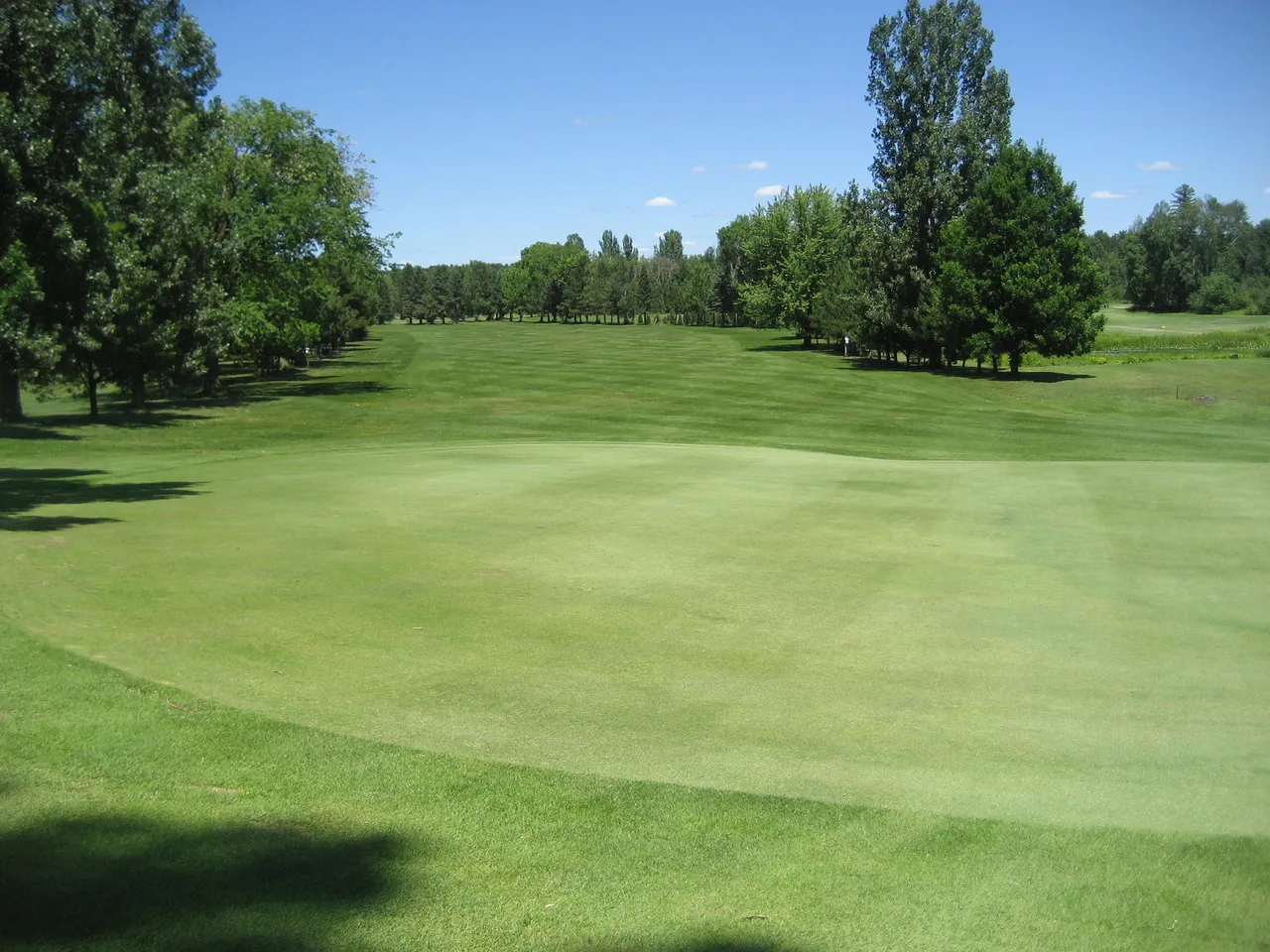  Edgewater Country Club image 2