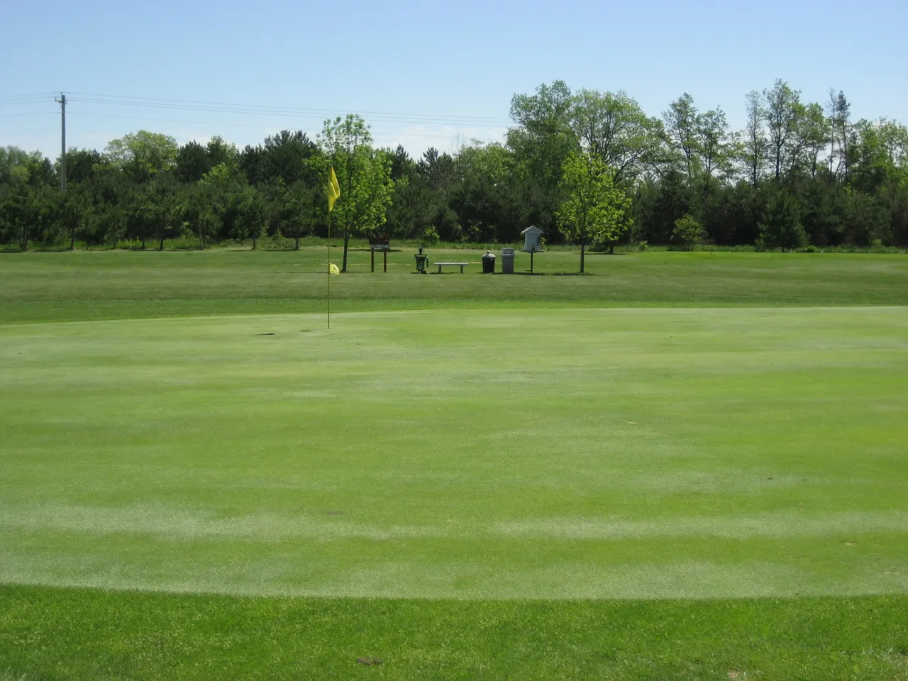  Edgewater Country Club image 3